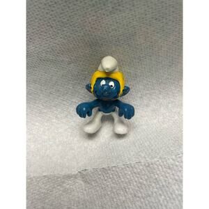 Schleich Smurf PVC Figure Peyo 1980 Vintage Driver yellow hat